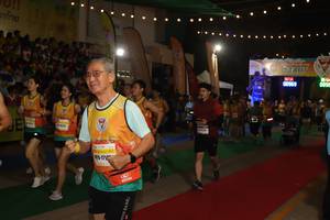 BIB: 009, 098, 171
                            <button type="button" onclick="openModal(9884909)" class="btn btn-primary btn-sm float-right btn-popup" data-toggle="modal" data-target=".modal-high-quality">
                        <i class="fas fa-shopping-cart"></i> Add to Cart
                    </button>
                                            <button type="button" onclick="isThisMe(9884909, true)" class="btn btn-success btn-sm float-right btn-popup btn-isme hidden" data-toggle="tooltip" data-placement="bottom" title="นี่คือรูปของคุณใช่ไหม คลิกที่นี่เพื่อเอาเข้าอัลบั้ม">
                        <i class="fas fa-plus"></i> Add to album
                    </button>
                    <button type="button" onclick="isThisMe(9884909, false)" class="btn btn-warning btn-sm float-right btn-popup btn-isnotme hidden">
                        <i class="fas fa-ban"></i> Remove from album
                    </button>